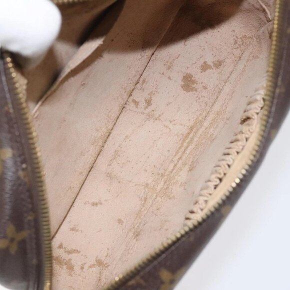 LOUIS VUITTON Monogram Trousse Toilette 23 Clutch Bag M47524 LV Auth 114797 - Picture 10 of 16